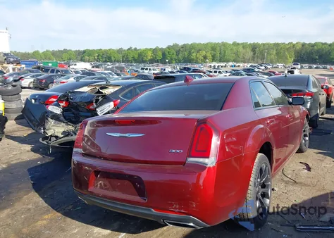 2019 Chrysler 300 Touring z USA, uszkodzony, nr VIN 2C3CCAAG8KH500965